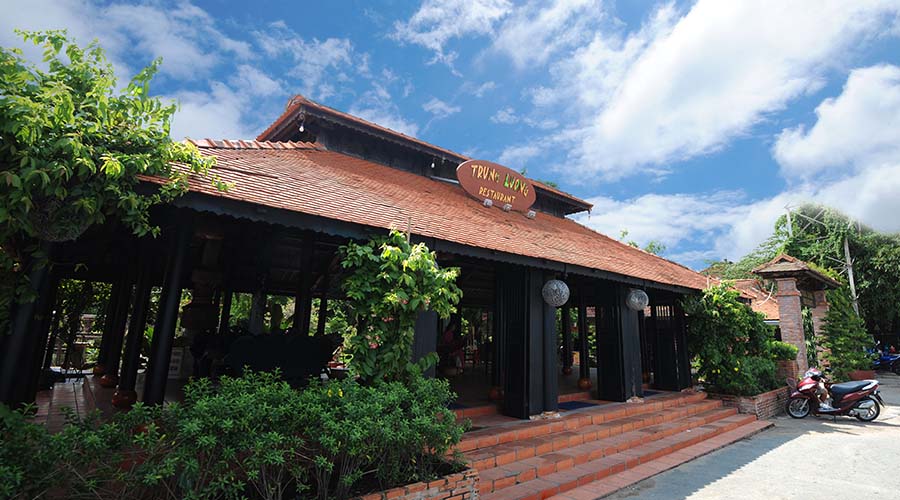 Về Nhà hàng Trung Lương